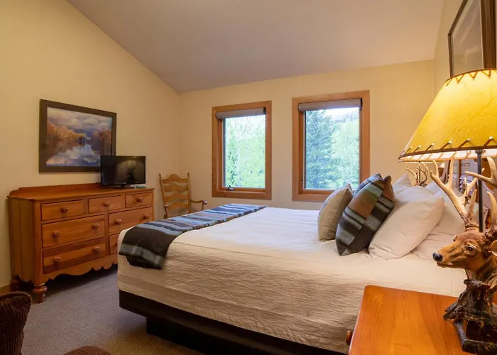 Caribou Highlands Lodge